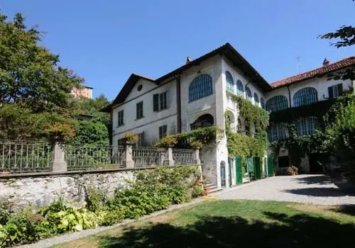 COLLERETTO GIACOSA