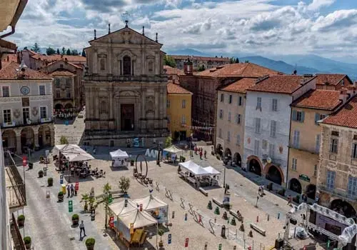 MONDOVI´